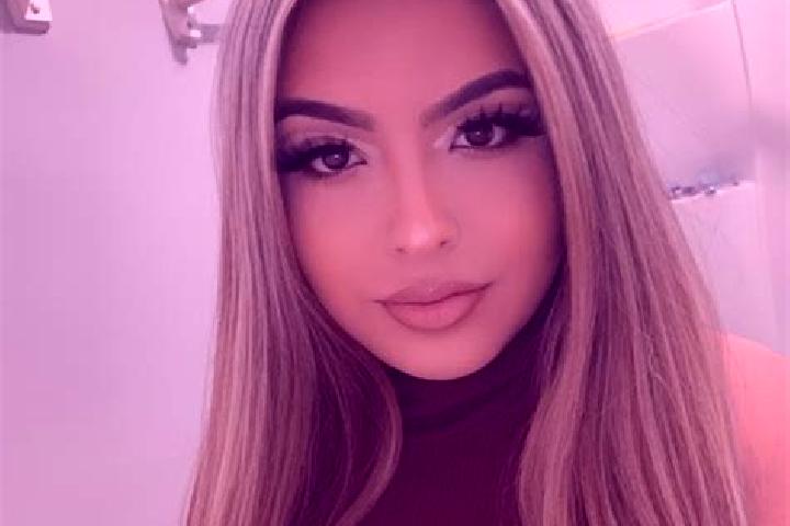 Isabella, 39, a blonde dark-eyed latina companion based in Zhanghuban. Offering Roleplay, GFE, Duos. Available for incall and outcall, overnight bookings ava...