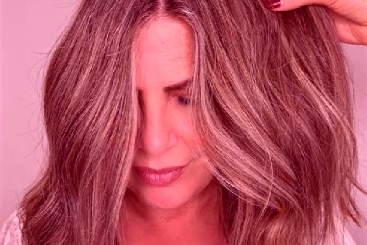 Isabella, 39, a dark blonde grey-eyed caribbean companion based in Matinha. Offering Erotic Massage, OWO, Girlfriend Experience, Deep French Kissing. Availab...