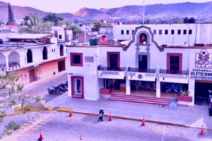 Isabella, 39 — Escort in Santa Cruz Lachixolana, Mexico