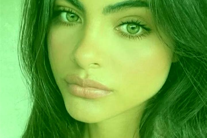 Ivy, 20, a brunette green-eyed mediterranean companion based in Parma. Offering Tantra, Fetish, Deep French Kissing, Domination. Available for incall and out...