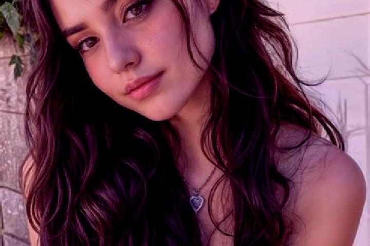Ivy, 20, a brunette hazel-eyed latina companion based in Baofeng. Offering Tantra, Girlfriend Experience, Duos. Available for incall and outcall, overnight b...