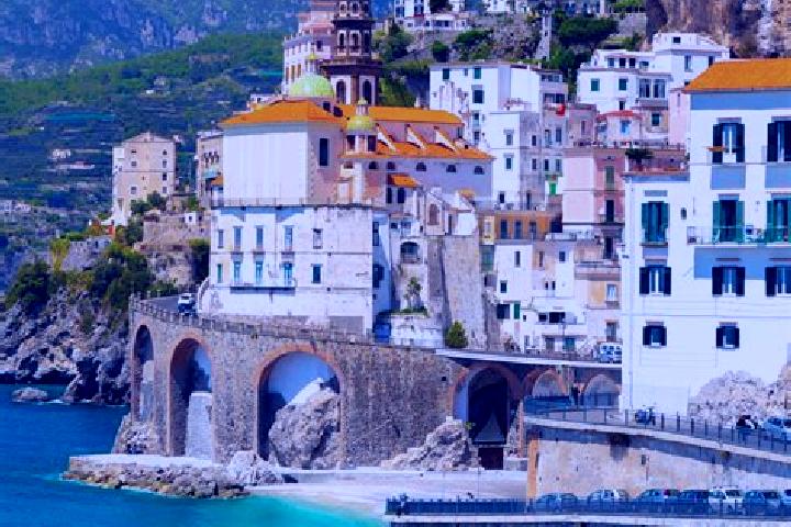 Ivy, 20 — Escort in Orgosolo, Italy