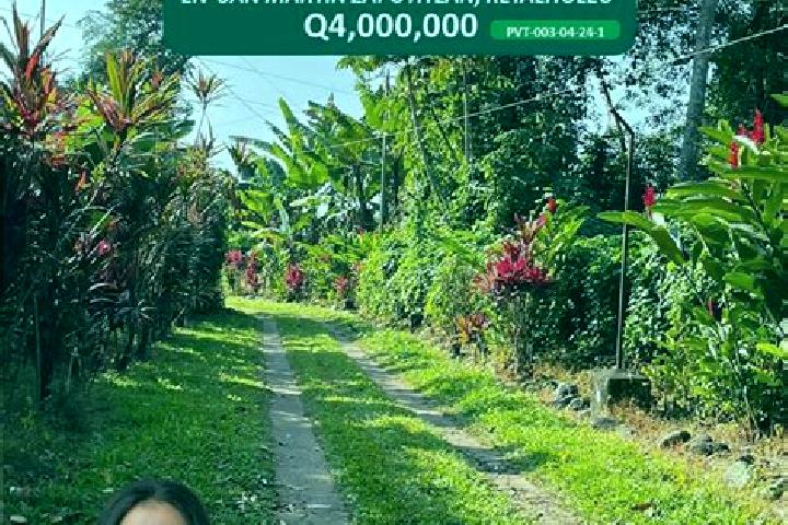Ivy, 20 — Escort in San Martin Zapotitlan, Guatemala