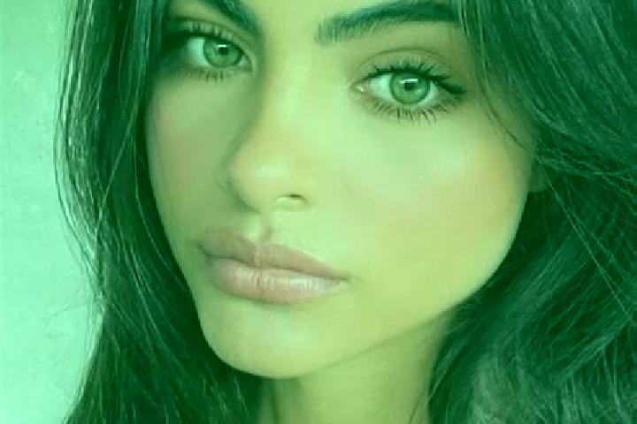 Ivy, 21, a black hazel-eyed european companion based in Sao Lourenco. Offering Party Girl, Roleplay, Travel Companion, BDSM, Domination. Available for incall...