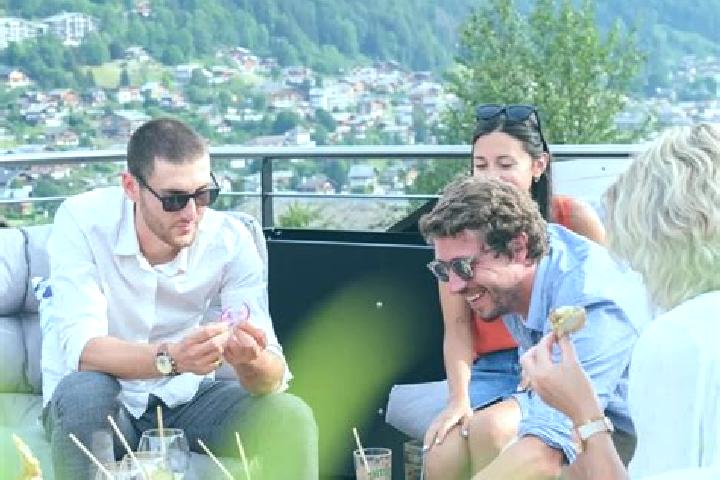 Ivy, 21 — Escort in Morzine, France