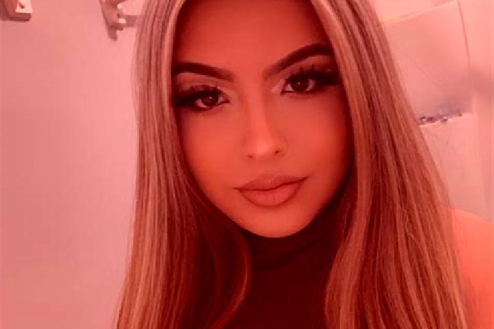Ivy, 22, a blonde brown-eyed latina companion based in Hrudky. Offering Travel Companion, Duos, BDSM. Available for incall and outcall, overnight bookings av...