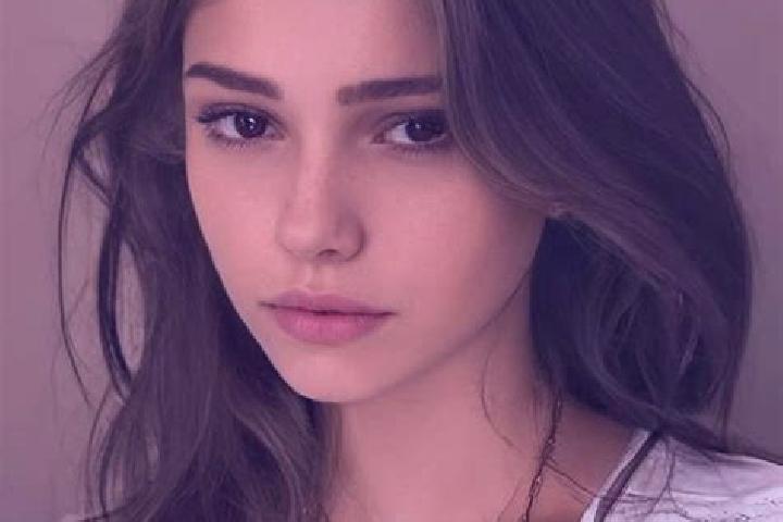 Ivy, 22, a chestnut dark-eyed slavic companion based in Pechenga. Offering Roleplay, 69, Domination. Available for incall and outcall, overnight bookings ava...