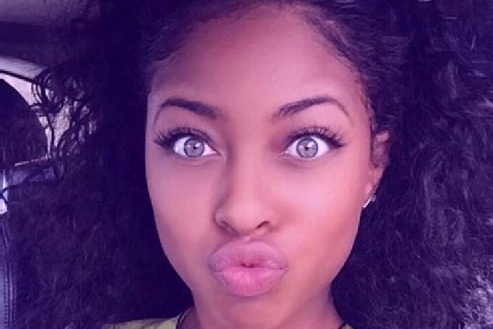 Ivy, 23, a black green-eyed ebony companion based in Guadalupe Victoria (Santa Lucia). Offering Massage, Roleplay, BDSM, Party Girl, Striptease. Available fo...