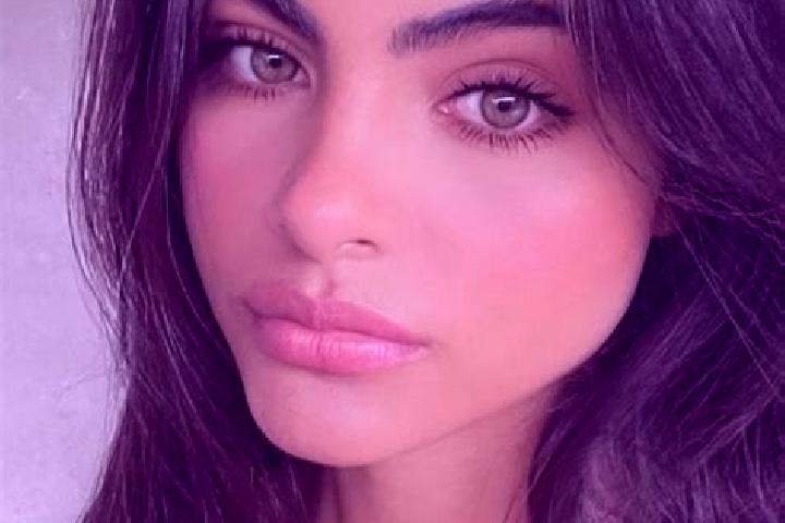 Ivy, 23, a brunette green-eyed indian companion based in Jordan. Offering CIM, Erotic Massage, Massage, Prostate Massage. Available for incall and outcall, d...