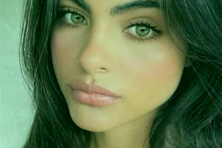 Ivy, 23, a brunette green-eyed middle eastern companion based in Carrouges. Offering Prostate Massage, CIM, Roleplay. Available for incall and outcall, day a...