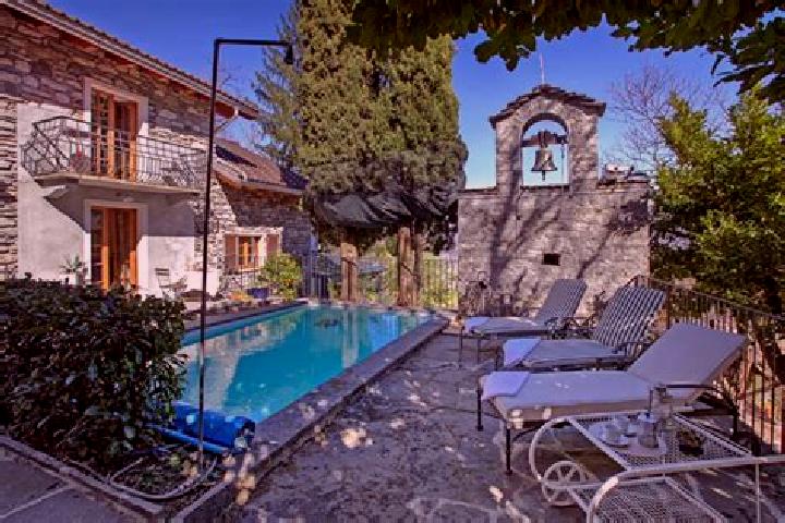 Ivy, 23 — Escort in Pianezzo, Switzerland