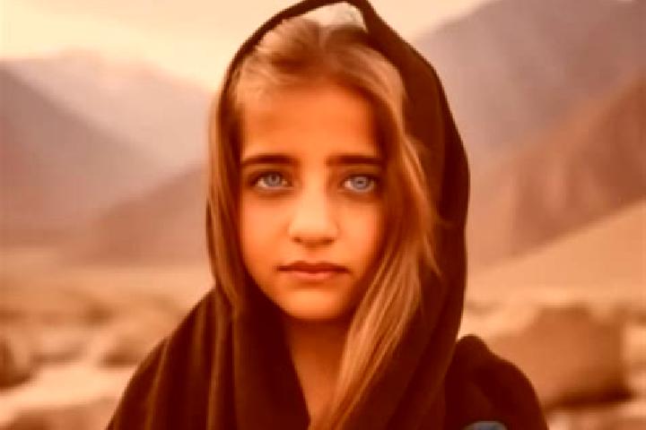 Ivy, 24, a blonde brown-eyed middle eastern companion based in Burari. Offering BDSM, Party Girl, Duos. Available for incall and outcall, day and evening dates.