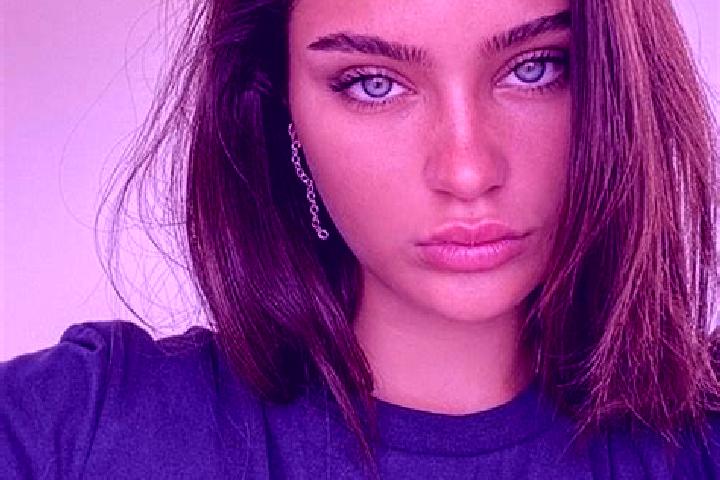 Ivy, 24, a brunette blue-eyed slavic companion based in Oyace. Offering Overnight, BDSM, Couples, Fetish, Duos. Available for incall and outcall, day and eve...