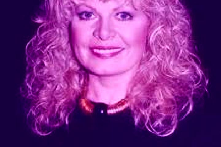 Ivy, 24 — Escort in Struthers, United States