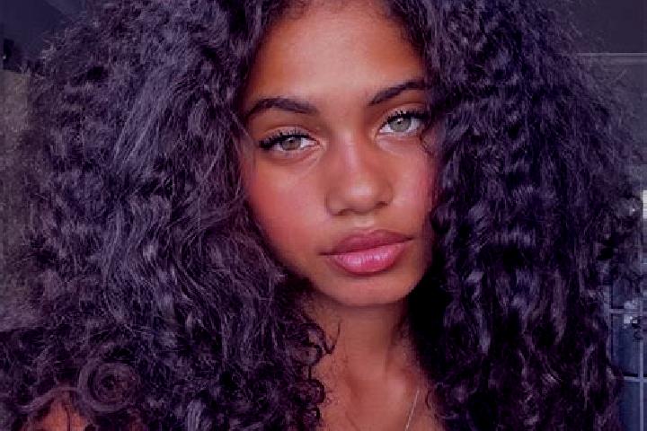 Ivy, 25, a chestnut blue-eyed ebony companion based in Leverstock Green. Offering CIM, Party Girl, Erotic Massage, Duos. Available for incall and outcall, ov...