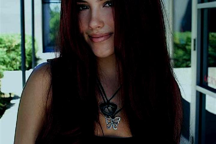 Ivy, 26, a auburn dark-eyed european companion based in Ancient Oaks. Offering GFE, Tantra, 69. Available for incall and outcall, overnight bookings available.