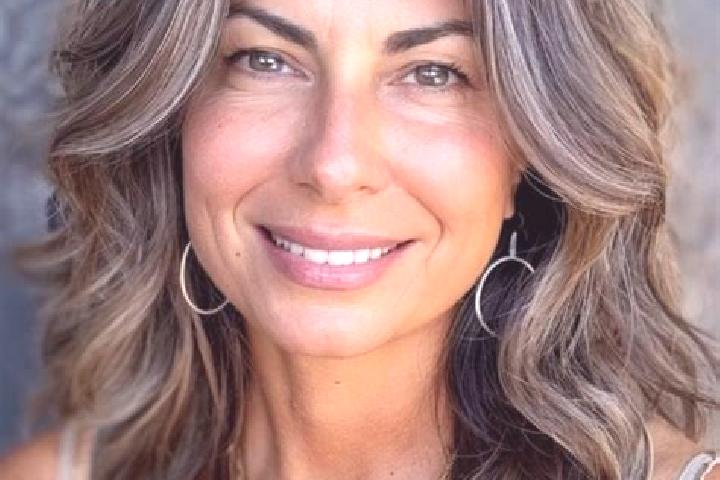 Ivy, 26, a brunette grey-eyed latina companion based in Hogansville. Offering 69, Couples, OWO. Available for incall and outcall, day and evening dates.