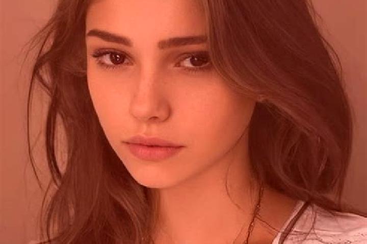 Ivy, 26, a chestnut grey-eyed slavic companion based in Moreruela de Tabara. Offering Prostate Massage, Overnight, Massage, Fetish. Available for incall and ...