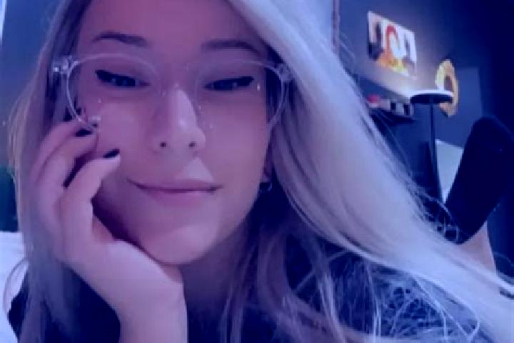Ivy, 27, a dark blonde amber-eyed mixed companion based in Santa Maria Alotepec. Offering CIM, A-Level, GFE, 69. Available for incall and outcall, day and ev...