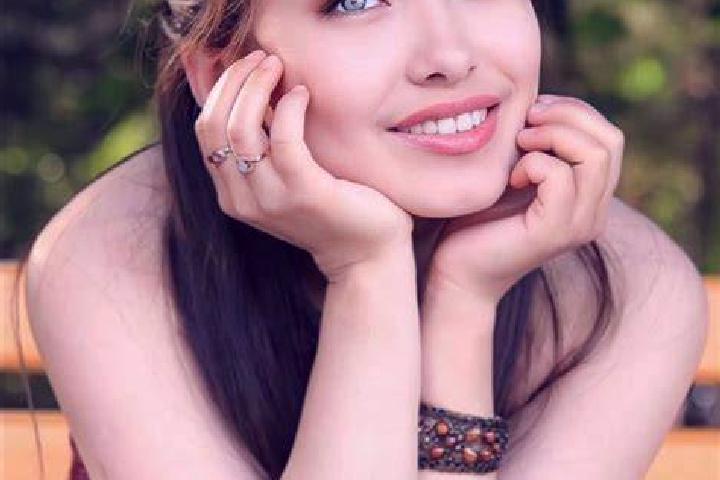 Ivy, 27, a red blue-eyed asian companion based in Sao Jorge. Offering Roleplay, OWO, Tantra. Available for incall and outcall, day and evening dates.