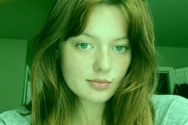 Ivy, 27, a red grey-eyed caucasian companion based in Quagliuzzo. Offering Fetish, Couples, OWO, Dinner Date. Available for incall and outcall, day and eveni...