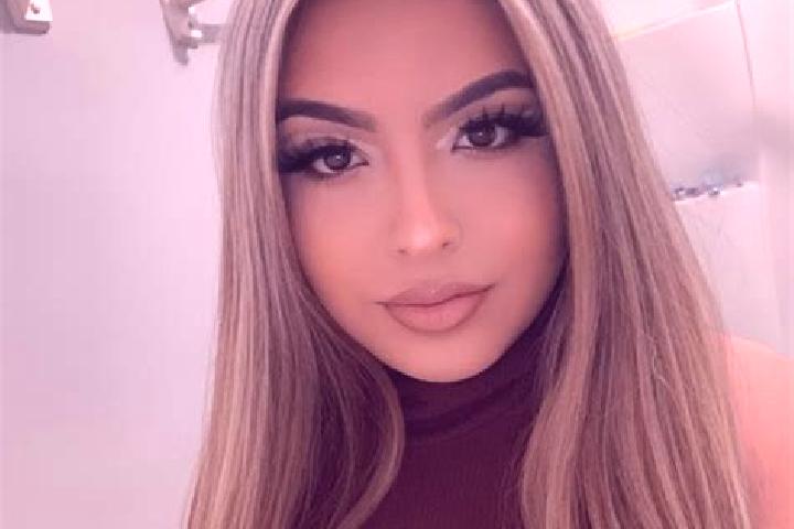 Ivy, 28, a blonde amber-eyed latina companion based in Dolno Srpci. Offering A-Level, Dinner Date, Overnight. Available for incall and outcall, overnight boo...