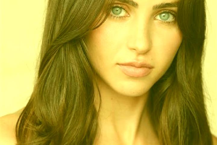 Ivy, 29, a brunette brown-eyed latina companion based in Su Planu. Offering BDSM, Massage, OWO. Available for incall and outcall, day and evening dates.