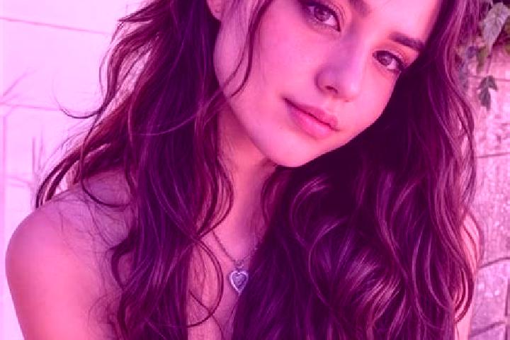 Ivy, 29, a red hazel-eyed middle eastern companion based in Costanzana. Offering Erotic Massage, OWO, Travel Companion, Tantra. Available for incall and outc...