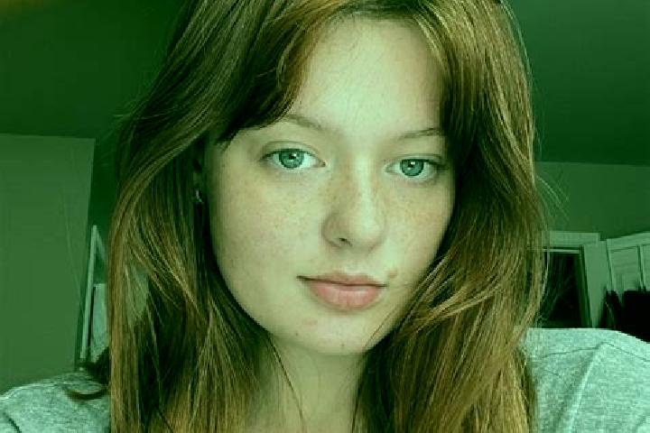 Ivy, 30, a auburn blue-eyed indian companion based in Castelnuovo della Daunia. Offering Domination, CIM, Roleplay, BDSM, Dinner Date. Available for incall a...