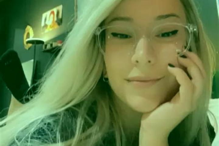 Ivy, 30, a blonde grey-eyed mixed companion based in Weixi. Offering BDSM, Girlfriend Experience, Striptease. Available for incall and outcall, day and eveni...