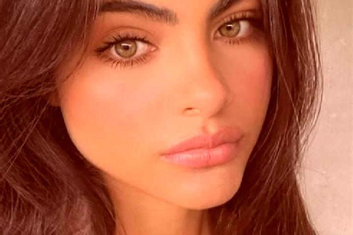 Ivy, 30, a chestnut blue-eyed indian companion based in Al Fulah. Offering OWO, Dinner Date, Couples, Deep French Kissing. Available for incall and outcall, ...