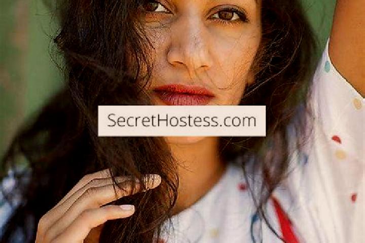 Ivy, 30, a red grey-eyed indian companion based in Ryotsu-minato. Offering Prostate Massage, Erotic Massage, Girlfriend Experience, Dinner Date. Available fo...