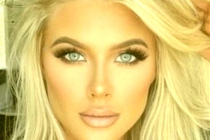 Ivy, 31, a platinum blonde amber-eyed caribbean companion based in Aoste. Offering Tantra, Erotic Massage, Couples. Available for incall and outcall, day and...