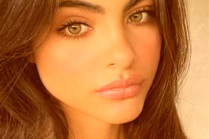 Ivy, 33, a auburn dark-eyed indian companion based in Marian. Offering Girlfriend Experience, Couples, Overnight. Available for incall and outcall, day and e...