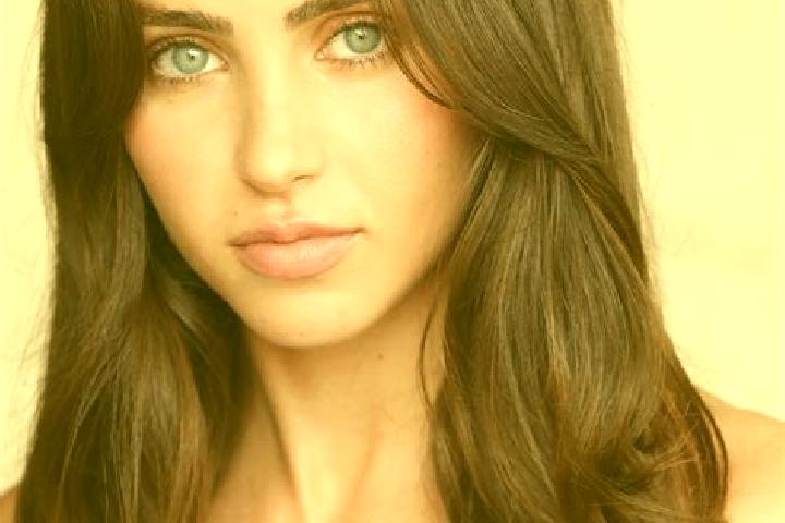 Ivy, 33, a brunette grey-eyed caribbean companion based in Pomi. Offering Dinner Date, BDSM, 69. Available for incall and outcall, overnight bookings available.