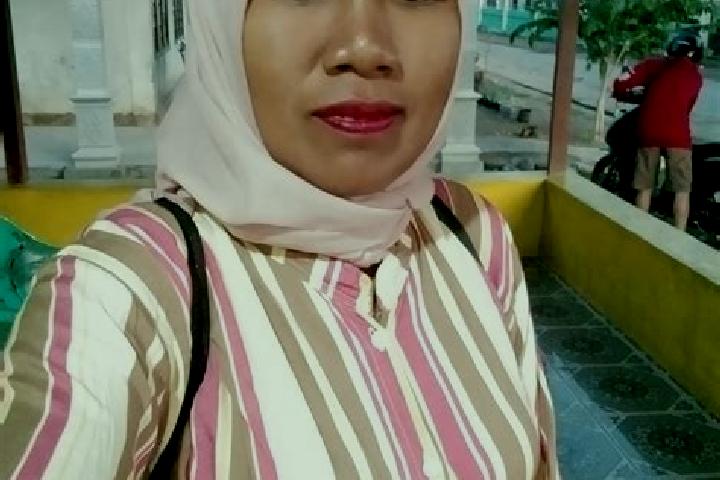 Ivy, 34 — Escort in Bintuhan, Indonesia