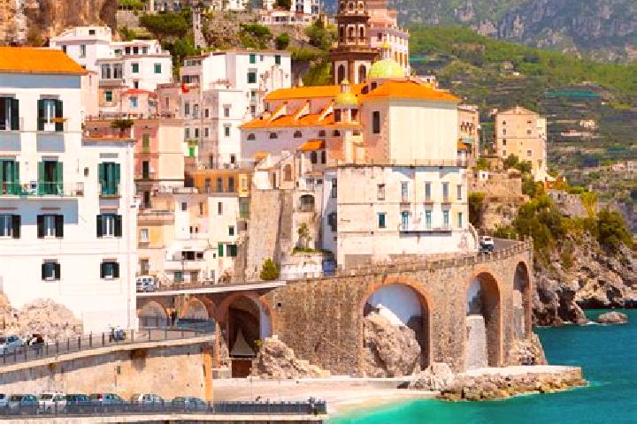 Ivy, 34 — Escort in Risano, Italy