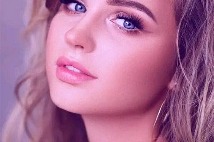 Ivy, 35, a dark blonde blue-eyed caribbean companion based in Divisaderos. Offering Party Girl, Duos, Tantra. Available for incall and outcall, day and eveni...