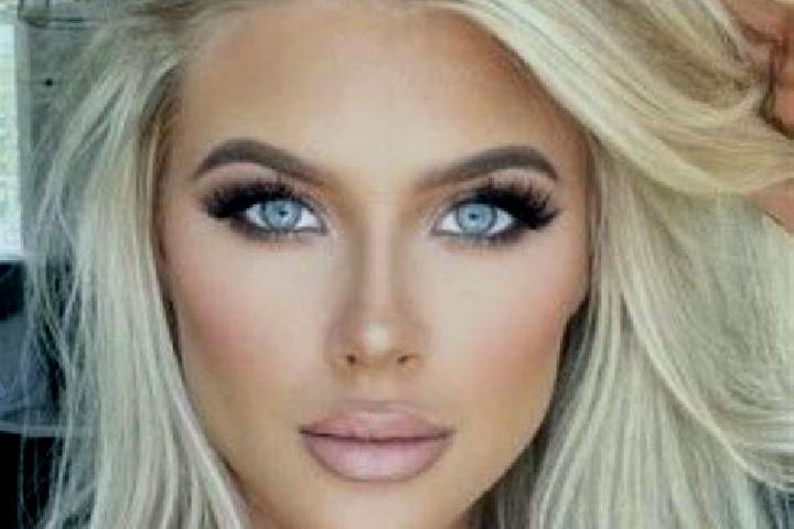 Ivy, 35, a platinum blonde grey-eyed caribbean companion based in Sanchon de la Ribera. Offering 69, Massage, Travel Companion. Available for incall and outc...