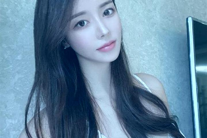 Ivy, 35 — Escort in Minamiura, Japan