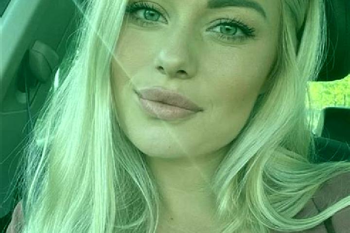 Ivy, 36, a blonde hazel-eyed european companion based in Munchenstein. Offering A-Level, Party Girl, Girlfriend Experience. Available for incall and outcall,...