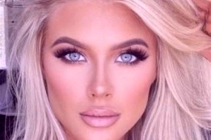 Ivy, 36, a platinum blonde amber-eyed mediterranean companion based in Wayaobu. Offering Travel Companion, 69, Prostate Massage. Available for incall and out...