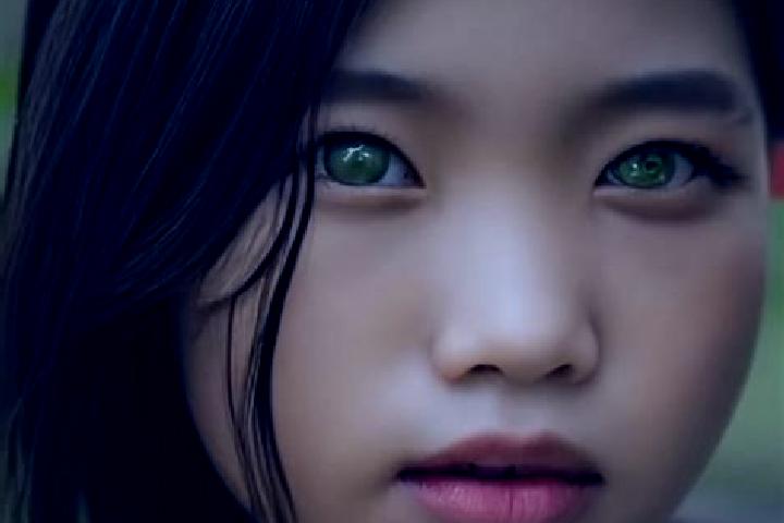 Ivy, 36, a red green-eyed asian companion based in Berriozabal. Offering Domination, Tantra, OWO. Available for incall and outcall, day and evening dates.