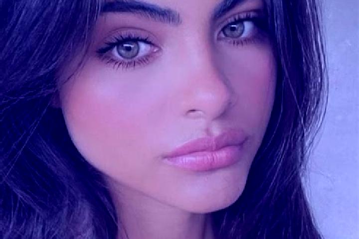Ivy, 36, a red hazel-eyed middle eastern companion based in Santa Maria A Vico. Offering Tantra, Dinner Date, A-Level, CIM, Erotic Massage. Available for inc...