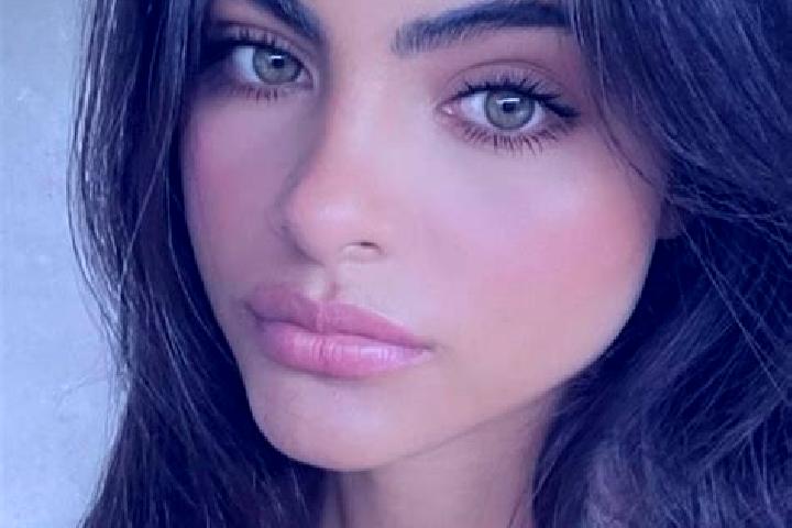 Ivy, 37, a black hazel-eyed caucasian companion based in Qiujia. Offering Dinner Date, Tantra, Travel Companion, Girlfriend Experience, 69. Available for inc...
