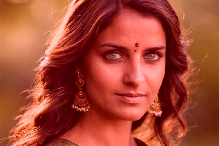 Ivy, 38, a red green-eyed indian companion based in Qikou. Offering Dinner Date, Domination, Tantra, Massage. Available for incall and outcall, day and eveni...