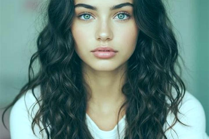 Ivy, 39, a chestnut hazel-eyed mediterranean companion based in Floridablanca. Offering 69, Girlfriend Experience, Travel Companion, Striptease, Erotic Massa...