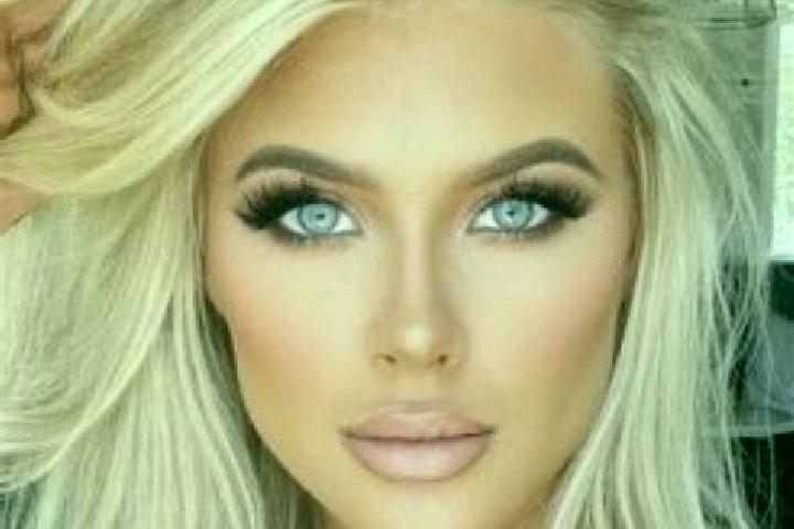 Ivy, 39, a platinum blonde blue-eyed middle eastern companion based in Bampleu. Offering Striptease, 69, Domination, Roleplay. Available for incall and outca...