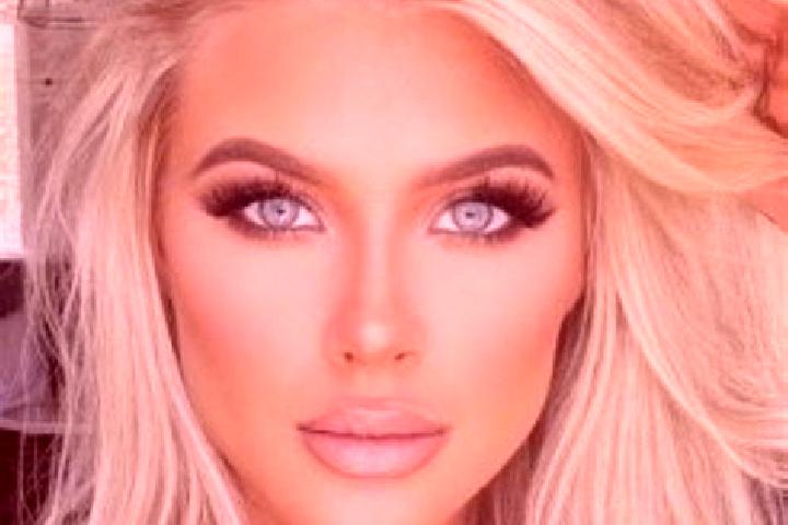 Jade, 20, a platinum blonde hazel-eyed mixed companion based in Kaczeniec. Offering Girlfriend Experience, Massage, Domination, A-Level. Available for incall...