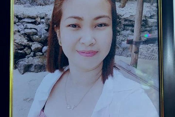 Jade, 20 — Escort in Balitoc, Philippines